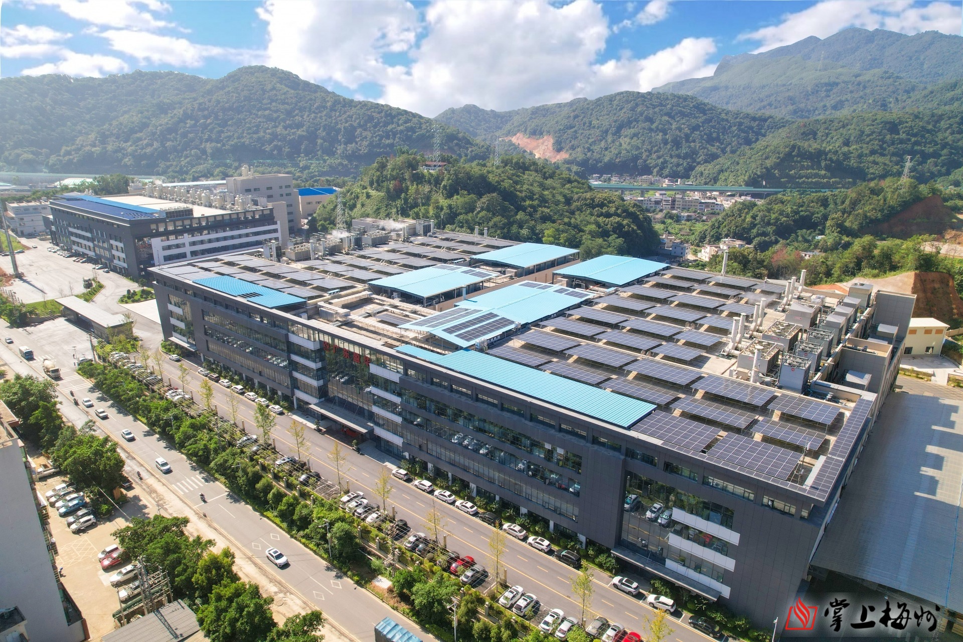 深耕铜箔创佳绩 向“新”而行促蝶变——记全国工业和信息化系统先进集体广东买球站-欧洲杯足球压球网-五大联赛买球赛
电子科技有限公司